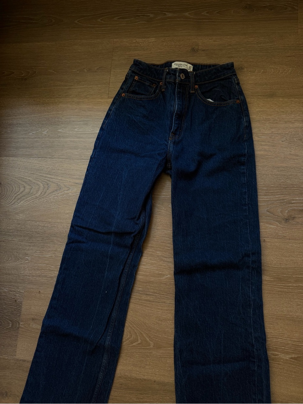 Dark Wash Women’s Straight-Leg Jeans
